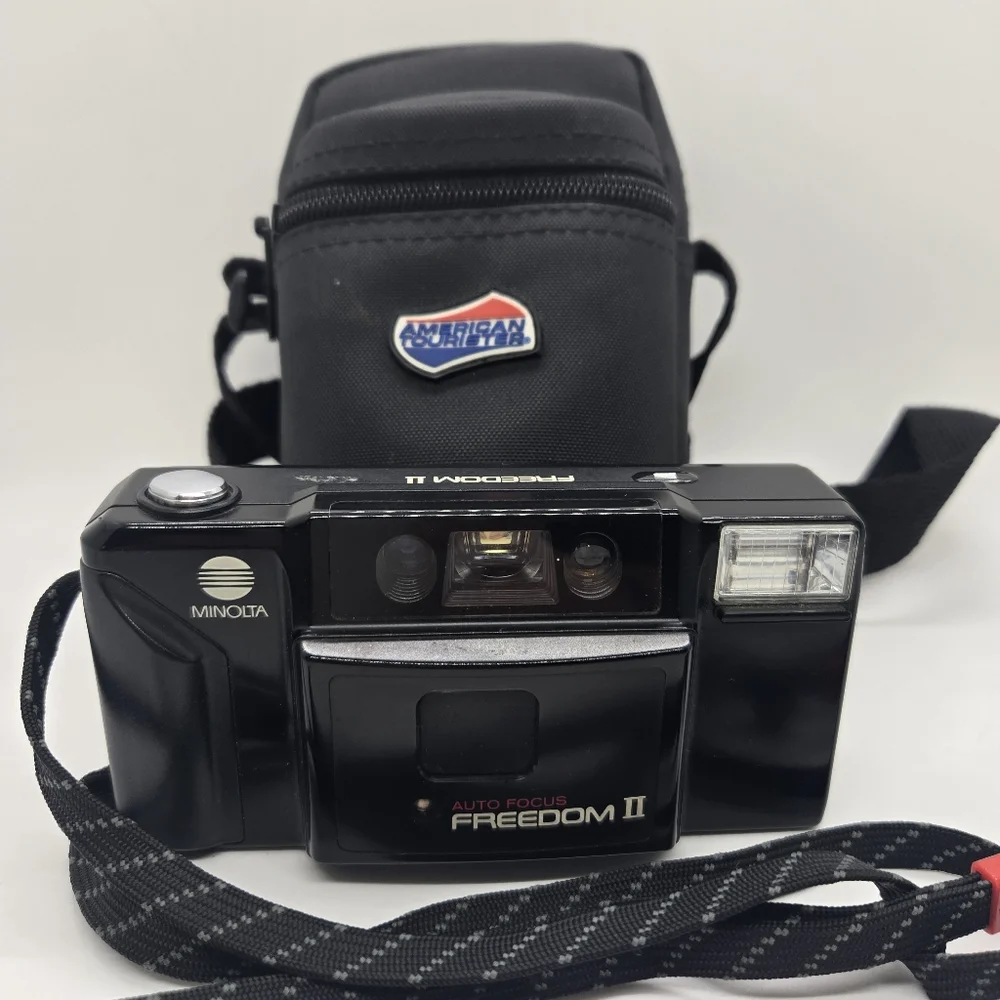 Minolta Camera Auto Focus Freedom II UNTESTED With Case